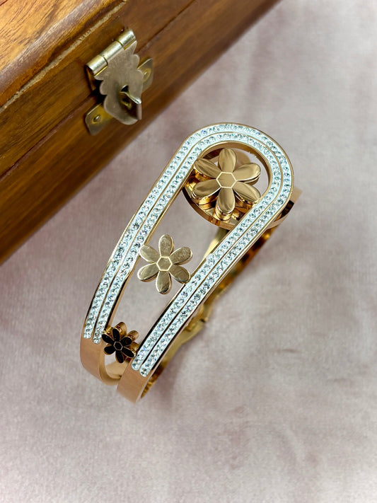 Anti-Tarnish Bracelet for Women – Waterproof & Daily Wear